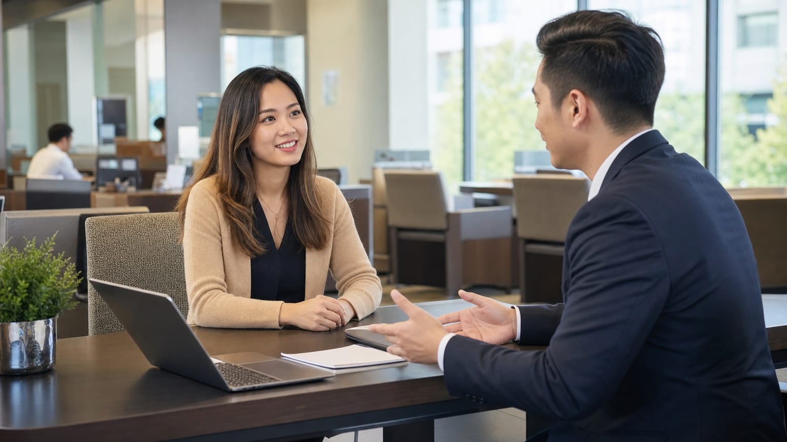 Bạn Cần Tiếng Anh Gì Khi Đến Ngân Hàng ở Mỹ?