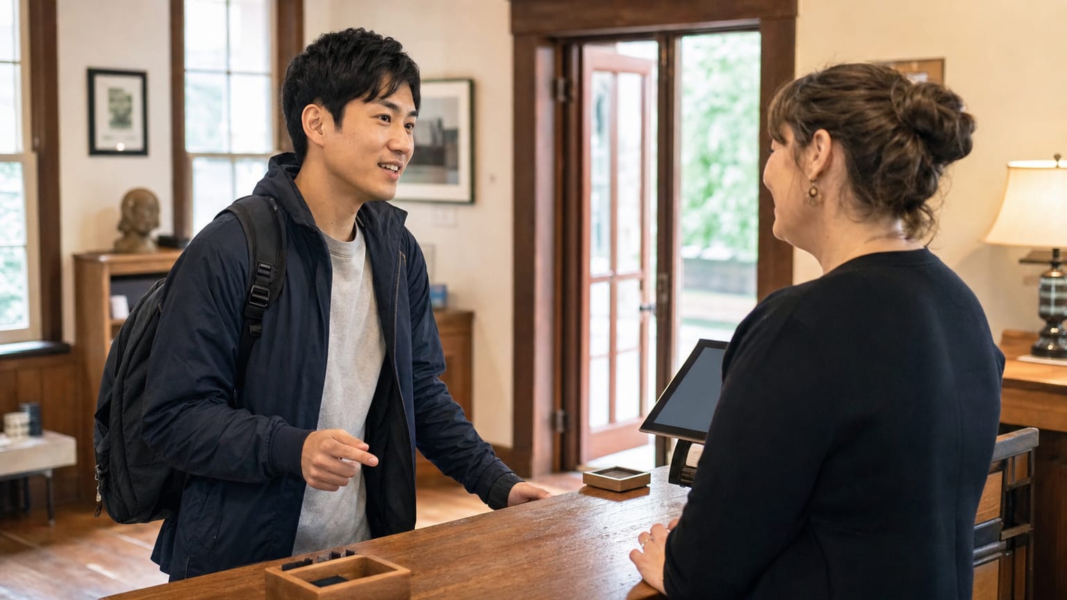 シャーロッツビルのレストラン、美術館、市場で必要な英語とは?