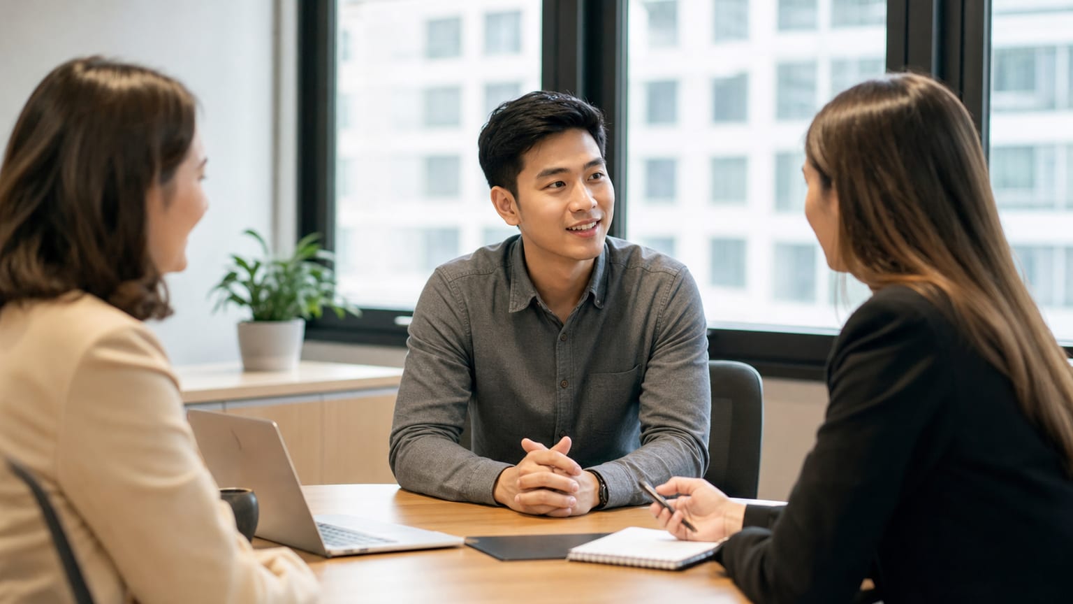 ภาษาอังกฤษสำหรับ HR และการเริ่มงานในสหรัฐฯ: เอกสาร เงินเดือน และสวัสดิการ