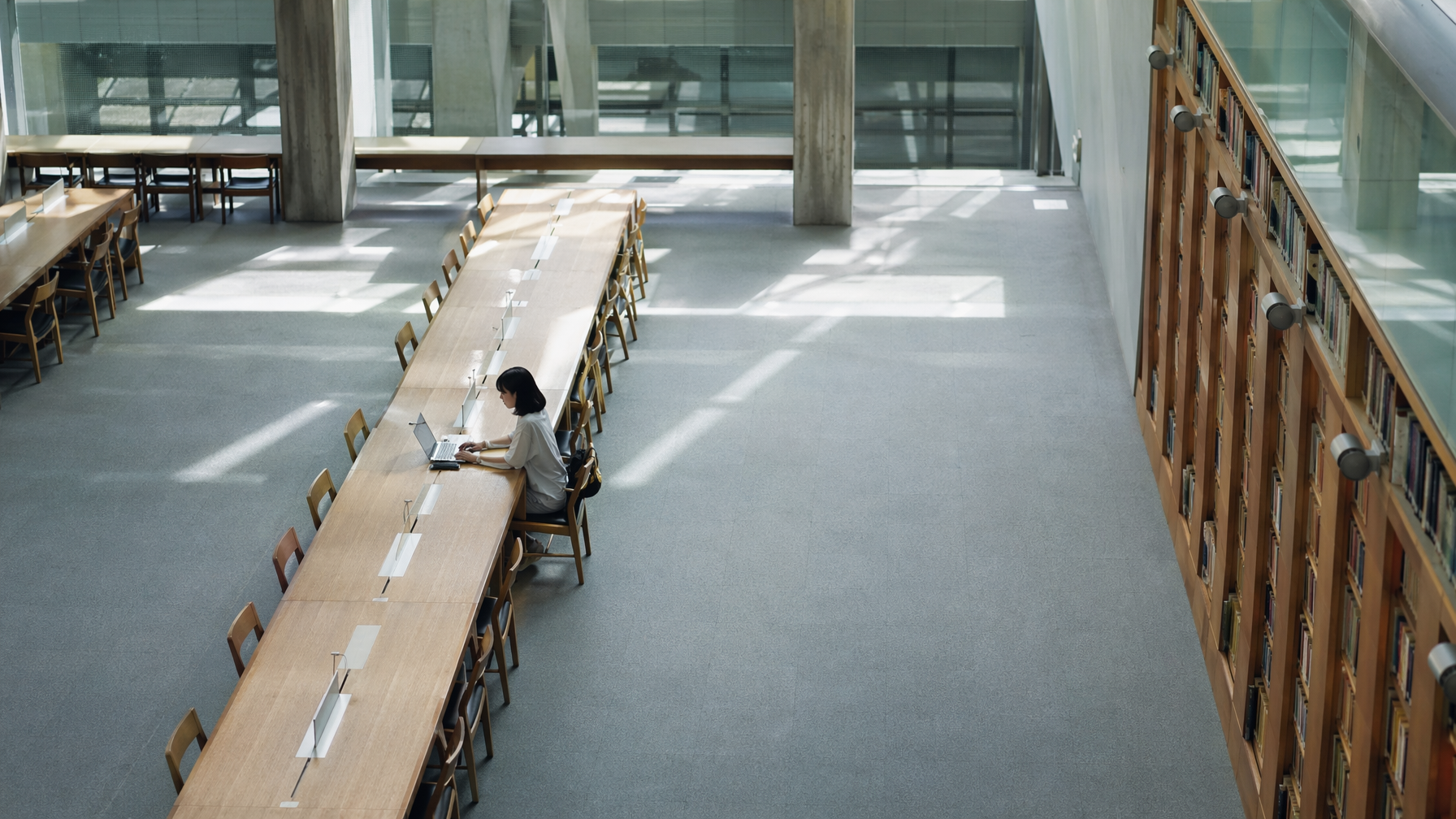 TOEIC Writing 概観:8タスク、60分、そして隠れた関門としての QWERTY タイピング